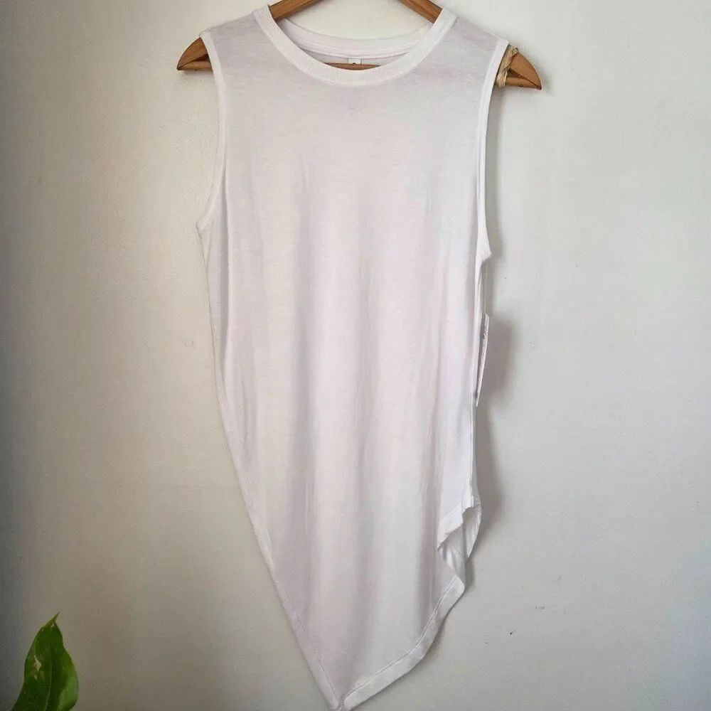 NWT ATHLETA CLOUDLIGHT SLEEVELESS LONG WHITE TANK SIZE SMALL